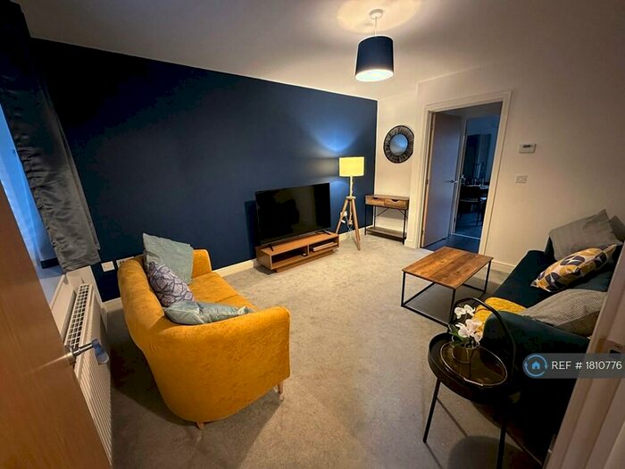 3 Bedroom Semi-Detached House To Rent In Rains Road, Oxley Park, Milton Keynes, MK4