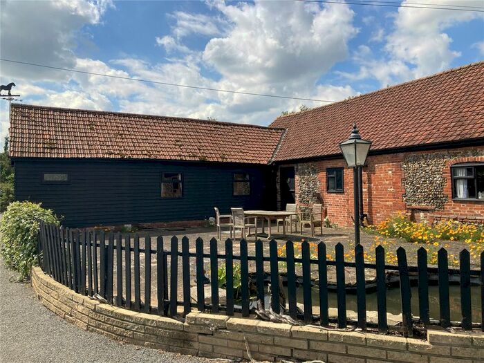 2 Bedroom Bungalow To Rent In Nuthatch Cottage, Rede Hall Farm Park, Chedburgh, Bury St Edmunds, IP29