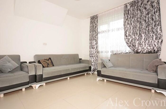 2 Bedroom Flat To Rent In Hercules Street, Holloway, N7