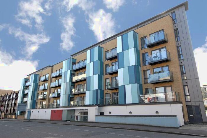 1 Bedroom Apartment To Rent In Azzura House, 8 Homesdale Road, Bromley, Greater London, BR2