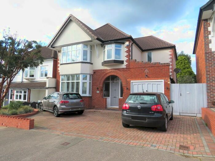 4 Bedroom Detached House To Rent In Sunnybank Road, Boldmere, B73