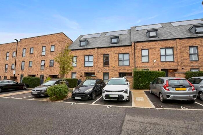 4 Bedroom Terraced House To Rent In Hurrell Drive, Harrow, HA2