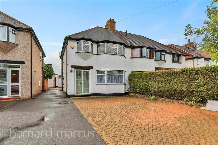 3 Bedroom Semi-Detached House To Rent In Sutton Common Road, Sutton, SM3