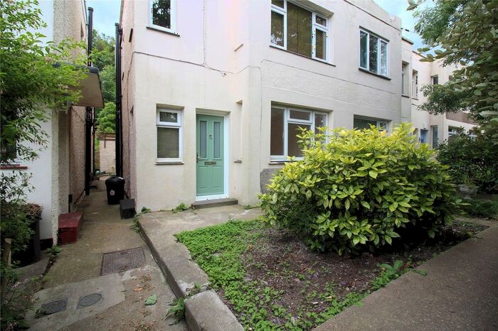 1 Bedroom Flat To Rent In Windmill Street, Gravesend, Kent, DA12