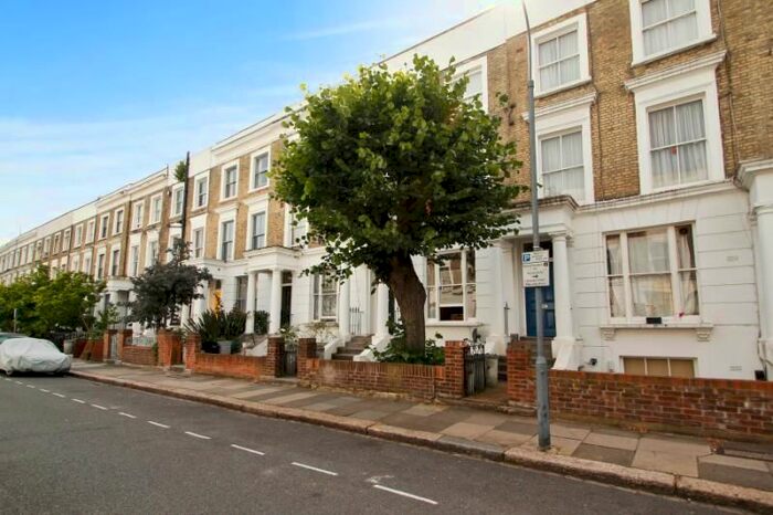 1 Bedroom Flat To Rent In Stanlake Road, London, W12