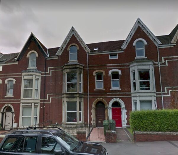 1 Bedroom Flat To Rent In Sketty Road, Swansea, SA2