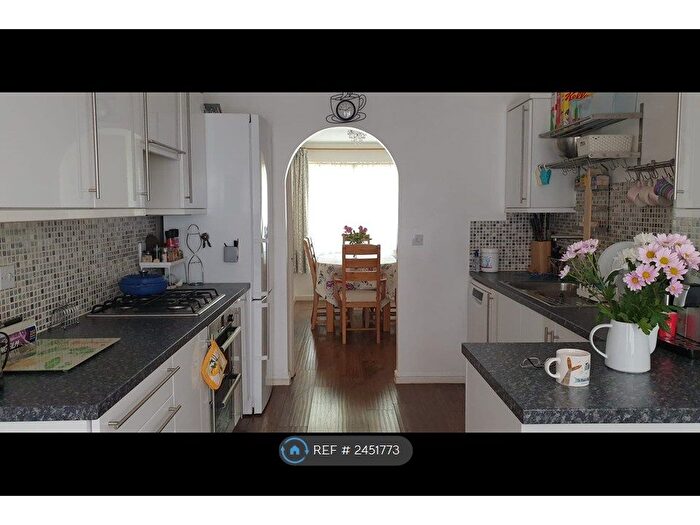 5 Bedroom End Of Terrace House To Rent In Broad Street, Great Camborne, CB23