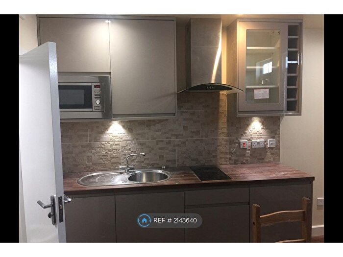 Studio To Rent In Old Christchurch Road, Bournemouth, BH1