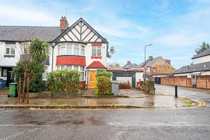 3 Bedroom End Of Terrace House For Sale In All Souls Avenue, London, NW10