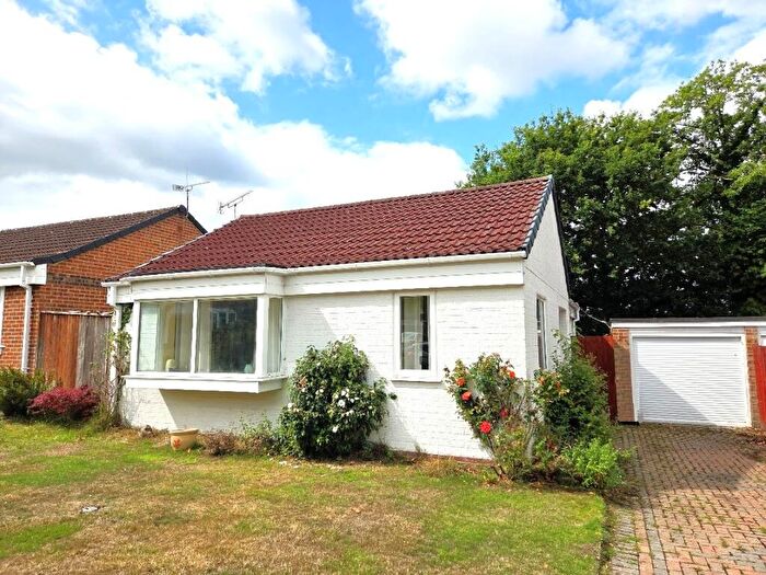 2 Bedroom Detached Bungalow For Sale In Princess Close, West End, Southampton, SO30