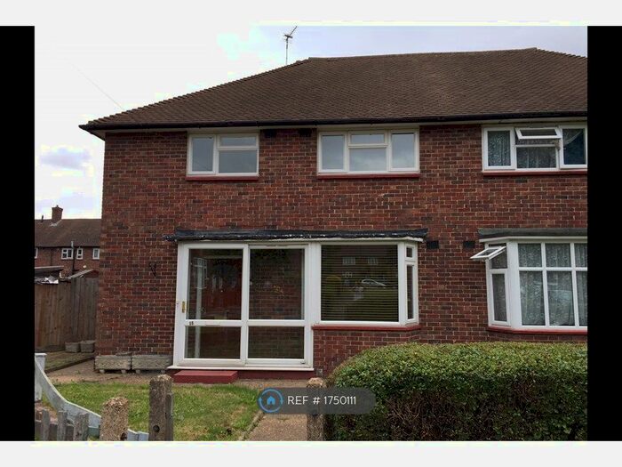 6 Bedroom Semi-Detached House To Rent In Anstridge Road, Averyhill, SE9