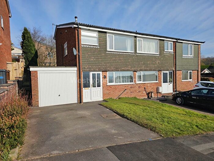 3 Bedroom Semi-Detached House To Rent In Rownall View, Leek, ST13