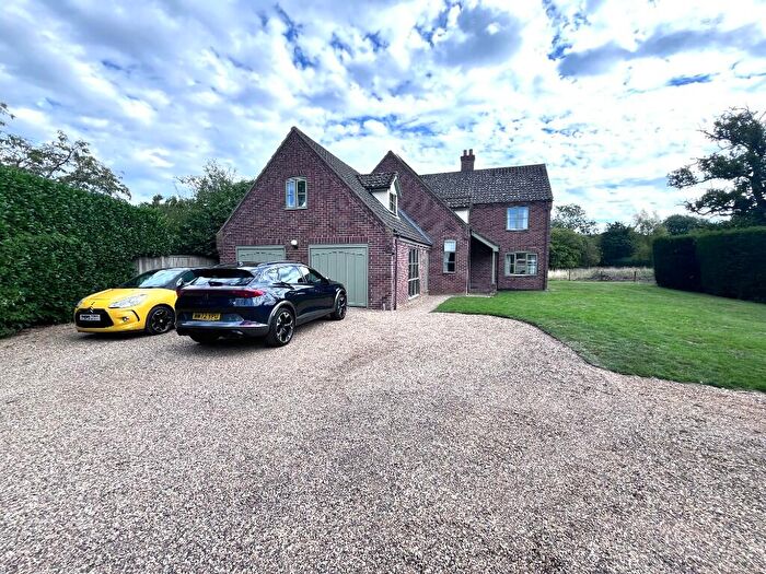 5 Bedroom Detached House To Rent In Henstead Road, NR9