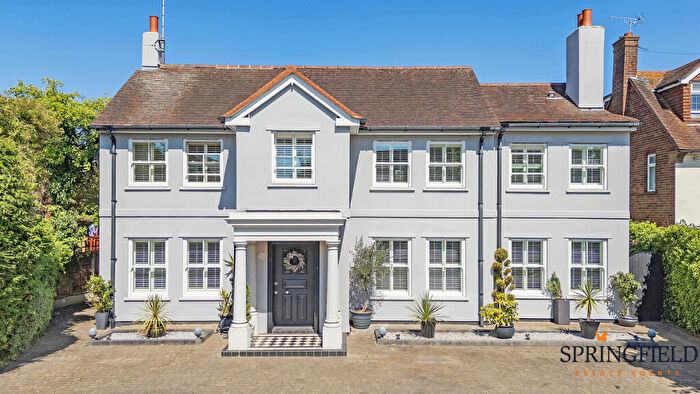 5 Bedroom Detached House For Sale In Springfield Road, Chelmsford, CM2