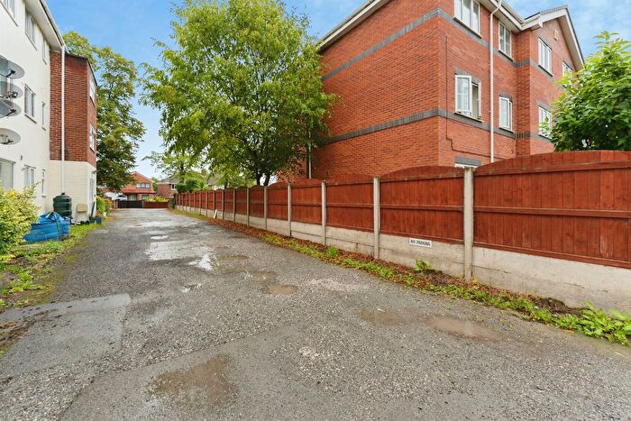 2 Bedroom Flat For Sale In Egerton Park, Rock Ferry, Birkenhead, CH42