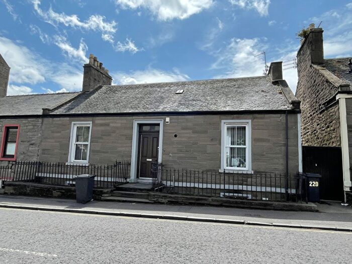 4 Bedroom Terraced Bungalow To Rent In Perth Road, Dundee, DD1