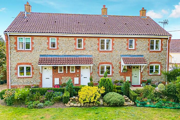 3 Bedroom Town House For Sale In Swaffham, Norfolk, PE37