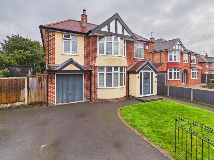 4 Bedroom Detached House For Sale In Main Road, Wilford, NG11