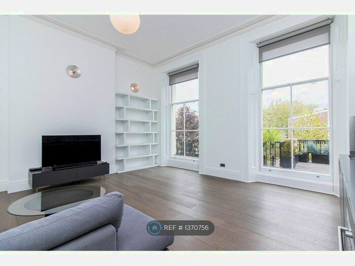 2 Bedroom Flat To Rent In Gloucester Terrace, London, W2