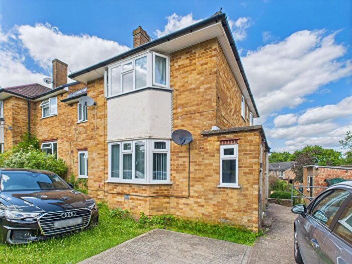 2 Bedroom Flat To Rent In Bookerhill Road, High Wycombe, HP12