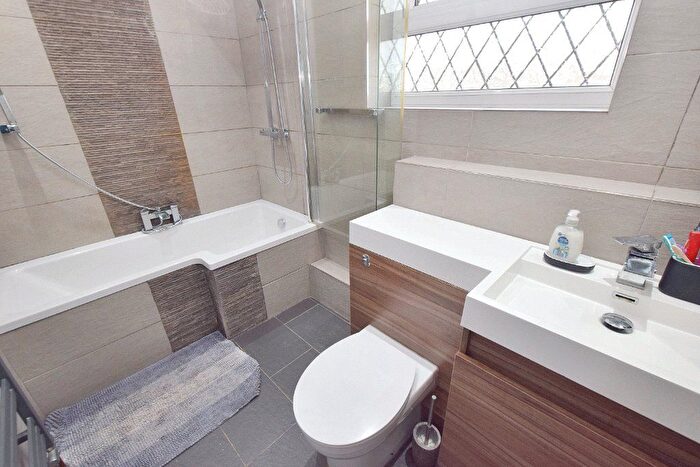 3 Bedroom Terraced House For Sale In Butterbowl Drive, Leeds, West Yorkshire, LS12