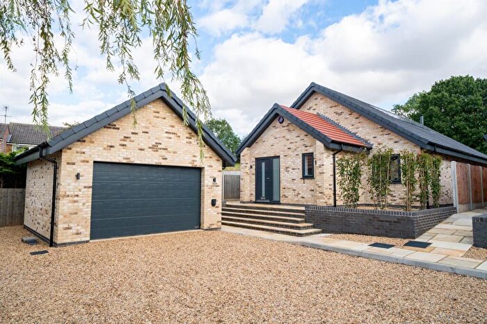 3 Bedroom Detached Bungalow For Sale In Harrowby Lane, Grantham, NG31