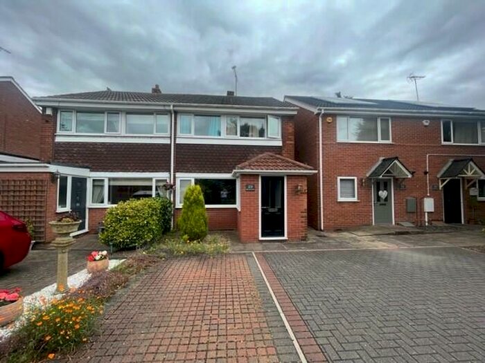 3 Bedroom Semi-Detached House To Rent In Birchlands, Forest Town, NG19