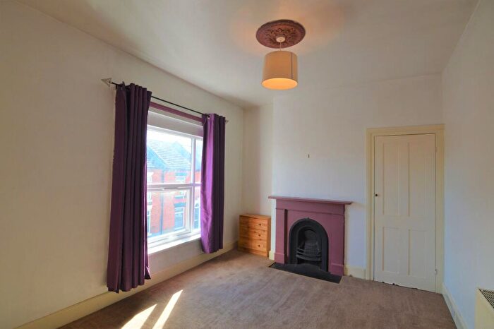 3 Bedroom Terraced House For Sale In Cyril Street, Northampton, NN1