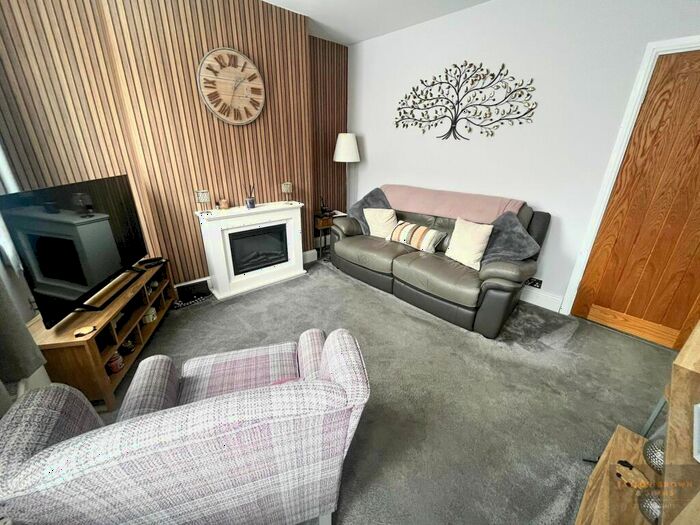 3 Bedroom Terraced House For Sale In John Street Heanor, DE75