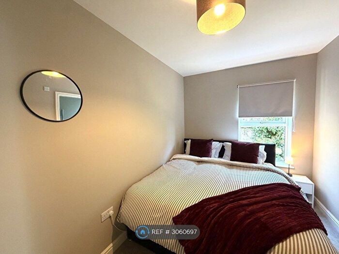 2 Bedroom Bungalow To Rent In Fryston House, Grimsby, DN34
