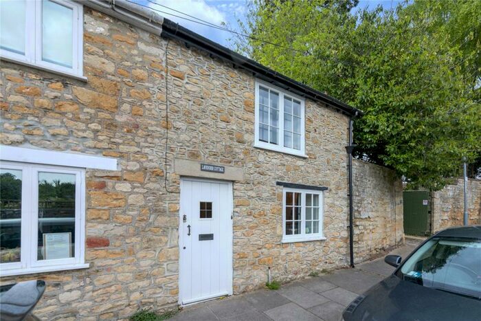 2 Bedroom Terraced House To Rent In Long Street, Sherborne, DT9