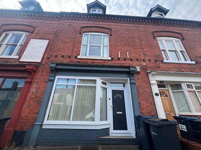 3 Bedroom Property To Rent In Vivian Road, Harborne, Birmingham, B17