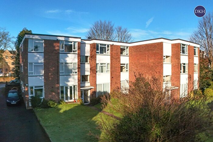 2 Bedroom Flat To Rent In Stratford Road, Watford, Hertfordshire, WD17