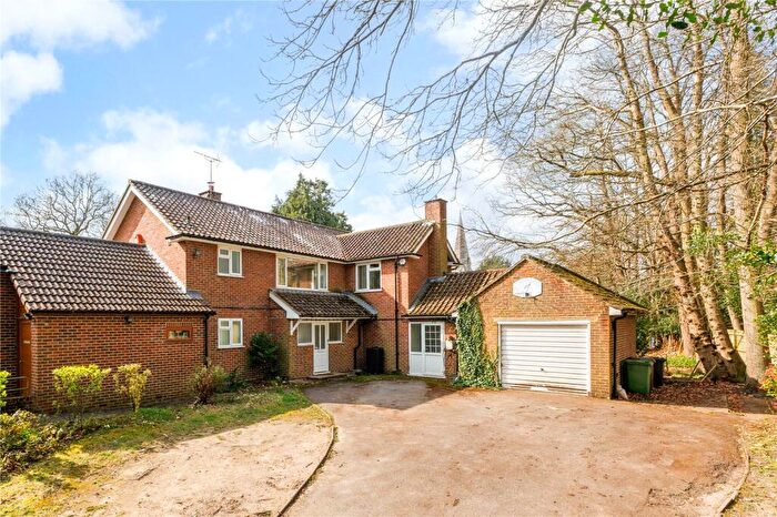 4 Bedroom Detached House To Rent In London Road, Camberley, Surrey, GU15