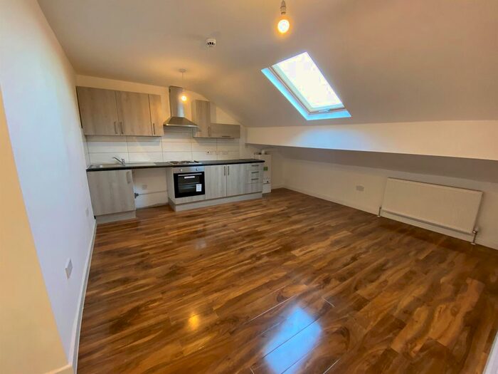 1 Bedroom Flat To Rent In Princes Avenue, Princes Park, Liverpool L8