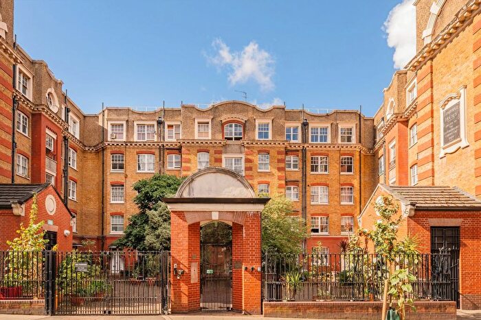 1 Bedroom Flat For Sale In Tonbridge Street, Bloomsbury, WC1H