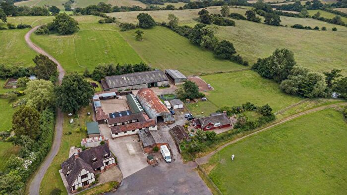 4 Bedroom Equestrian Facility For Sale In Seechem Equestrian Centre, Alvechurch, Worcestershire, B48