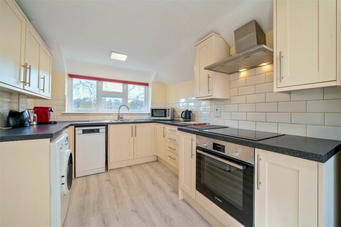 2 Bedroom Maisonette To Rent In Bagshot Road, Ascot, Berkshire, SL5