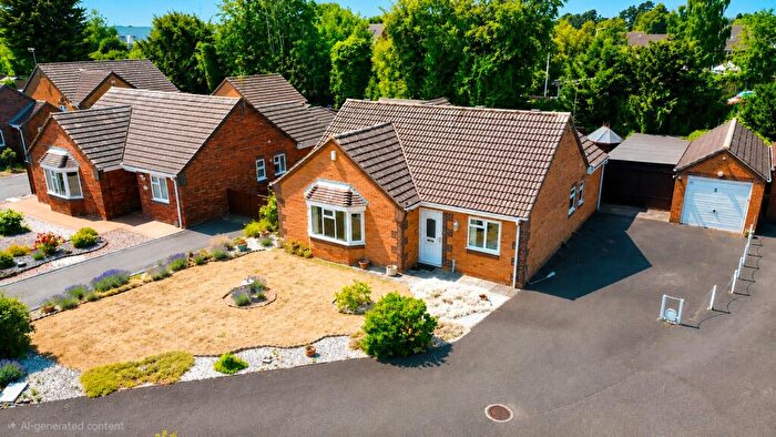 2 Bedroom Bungalow For Sale In Haverholme Close, Ruskington, NG34