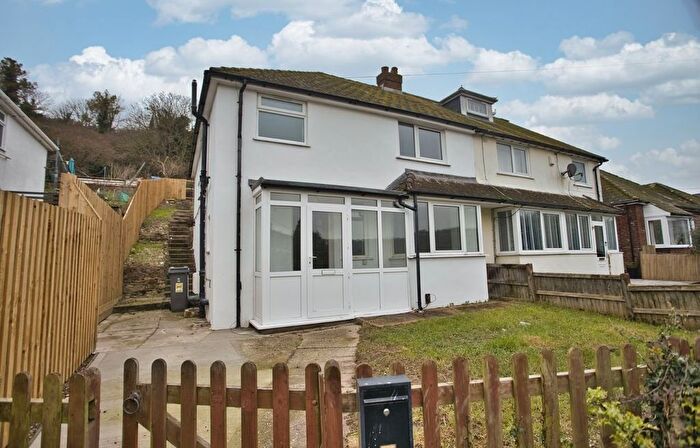 3 Bedroom Semi-Detached House To Rent In Queens Avenue, Dover, Kent, CT17