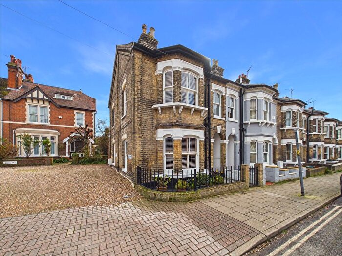 4 Bedroom End Terrace House For Sale In Wellesley Road, Lexden, Colchester, Essex, CO3