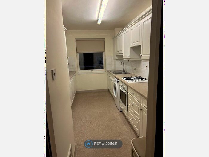 3 Bedroom Flat To Rent In Caerleon, Caerleon, NP18