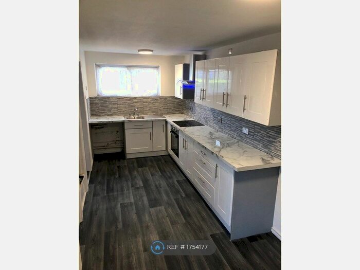 2 Bedroom Semi-Detached House To Rent In Wolverhampton Road, West Midlands, B66