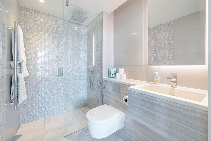 2 Bedroom Flat For Sale In Damac Tower, Bondway, London, SW8