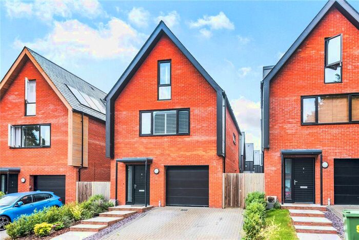 3 Bedroom Detached House To Rent In Barton Farm Road, Andover Road, Winchester, Hampshire, SO22