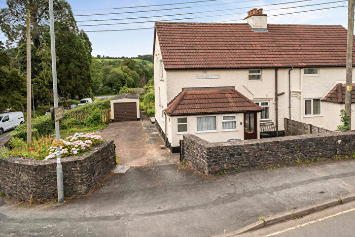 3 Bedroom House For Sale In South Molton Road, Bampton, EX16