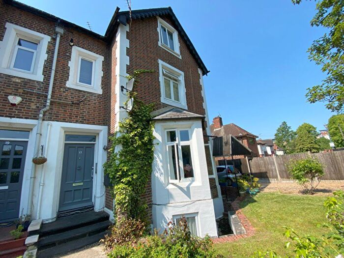 Studio To Rent In Upton Park, Slough, SL1
