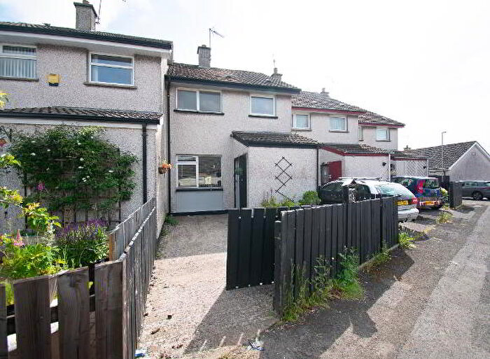 3 Bedroom Mid Terraced House For Sale In Killane Park, Ballymena, BT42