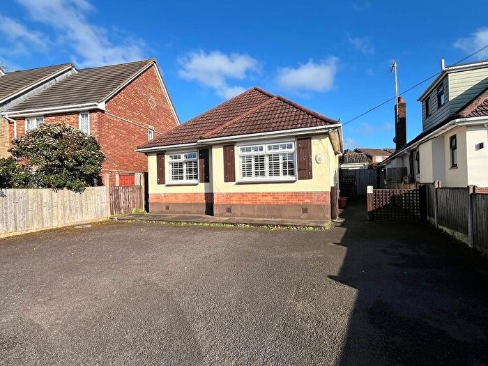 2 Bedroom Detached Bungalow For Sale In Poole, BH15