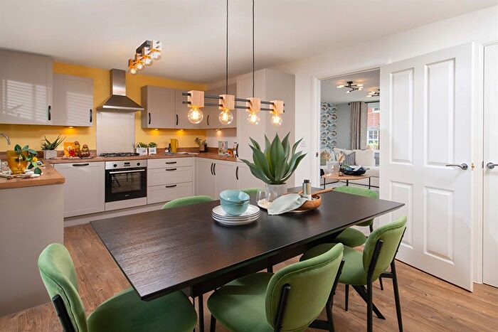 3 Bedroom Terraced House For Sale In Periwinkle Close, Ipswich, IP1